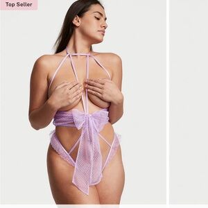 Brand new victoria secret lingerie . it’s a size large With tags.